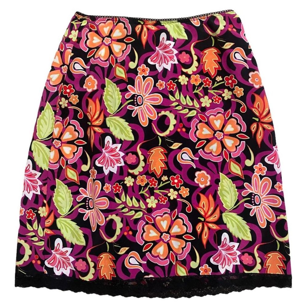 Adorable early 2000s lace trim mid length silk slip skirt